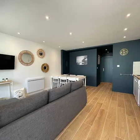 Renove Avec Piscine Proche Plage Apartman